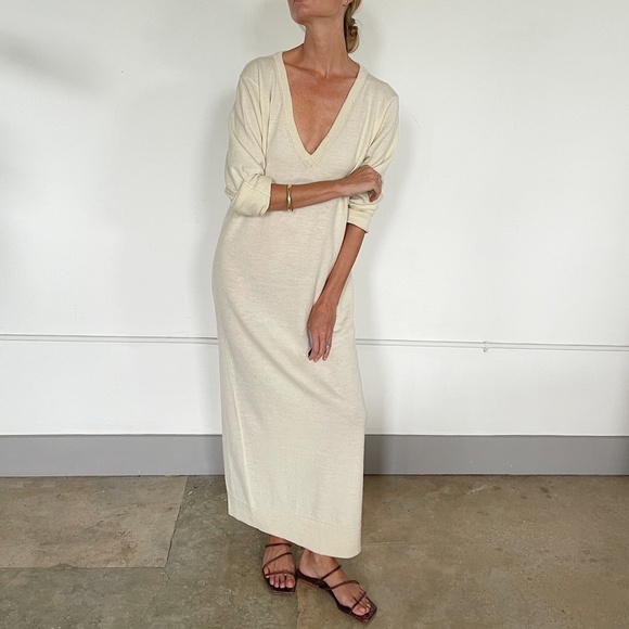 Vincent James Merino Sweater Dress in Ivory, XS/S - Picture 3 of 9